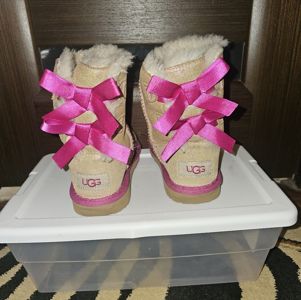 Ugg Australia Bailey Bow II Shimmer Pink Boots